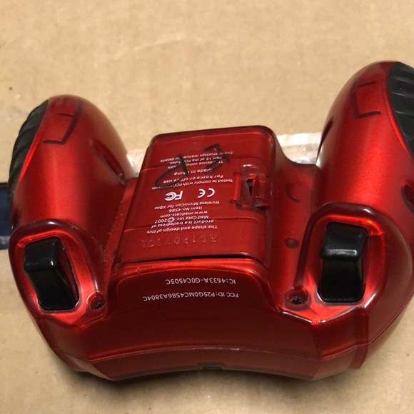 Red Game Stop Mad Catz 2.4Ghz Wireless Controller for PS2 - Picture 4 of 14